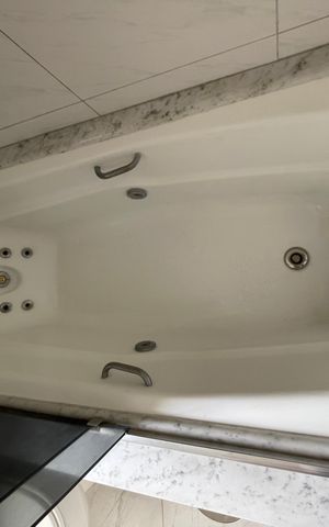 Casa à venda com 250m², 3 quartos e 2 vagas