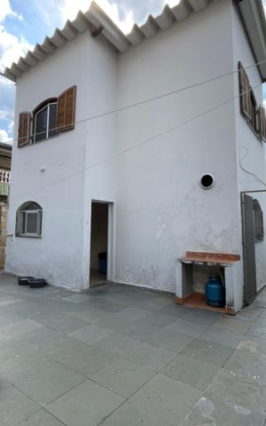 Casa à venda com 250m², 3 quartos e 2 vagas