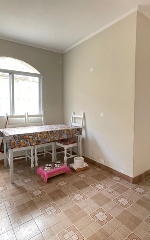 Casa à venda com 250m², 3 quartos e 2 vagas
