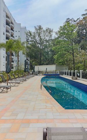 Apartamento à venda com 90m², 3 quartos e 2 vagas Apartamento à venda com 90m², 3 quartos e 2 vagasÁrea comum - Piscina