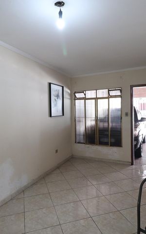 Casa à venda com 157m², 4 quartos e 3 vagasSala