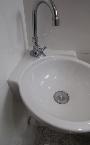 Apartamento para alugar com 10m², 1 quarto e sem vagaBanheiro