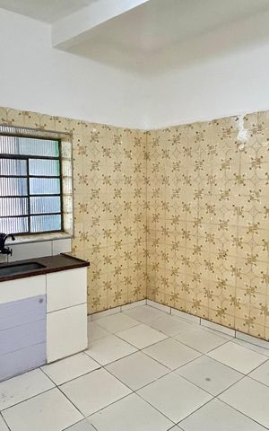 Casa à venda com 60m², 2 quartos e sem vaga Casa à venda com 60m², 2 quartos e sem vagaCozinha