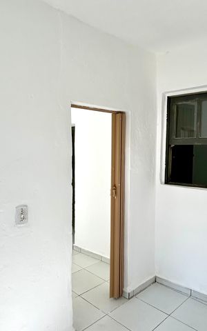 Casa à venda com 60m², 2 quartos e sem vaga Casa à venda com 60m², 2 quartos e sem vagaQuarto 1