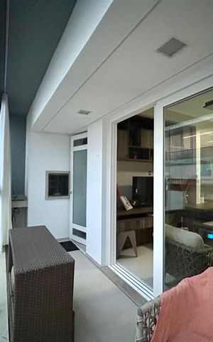Apartamento para alugar com 80m², 2 quartos e 2 vagas Apartamento para alugar com 80m², 2 quartos e 2 vagasVaranda