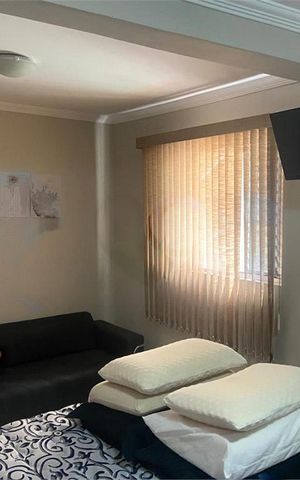 Casa à venda com 130m², 2 quartos e 2 vagas