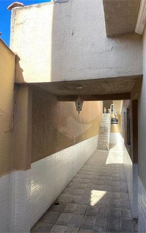 Casa à venda com 130m², 2 quartos e 2 vagas