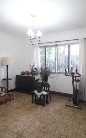 Casa à venda com 206m², 3 quartos e 3 vagasSala