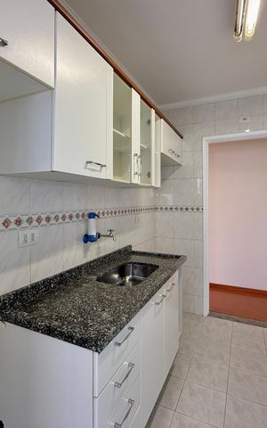 Apartamento à venda com 60m², 2 quartos e 1 vagaCozinha 