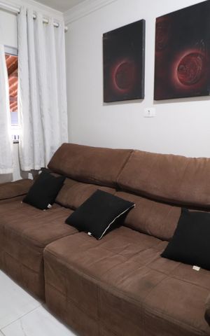 Casa para alugar com 100m², 2 quartos e 2 vagasSala