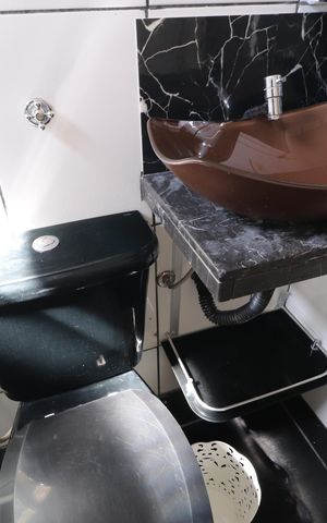 Casa para alugar com 100m², 2 quartos e 2 vagasBanheiro Social