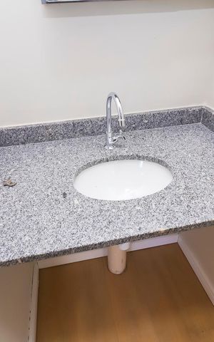 Apartamento à venda com 36m², 2 quartos e sem vagaBanheiro