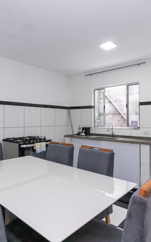 Casa à venda com 200m², 5 quartos e 2 vagas Casa à venda com 200m², 5 quartos e 2 vagasCozinha 2