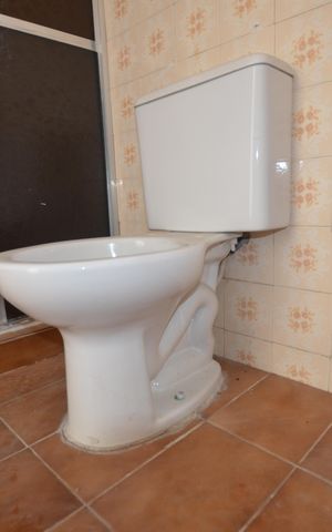 Apartamento para alugar com 100m², 2 quartos e sem vagaBanheiro