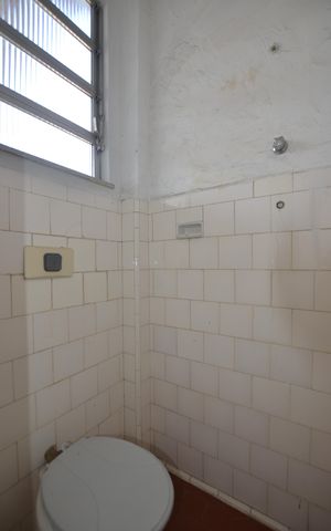 Apartamento para alugar com 100m², 2 quartos e sem vagaBanheiro de serviço