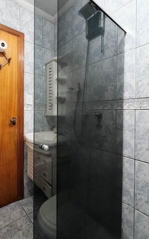 Casa à venda com 280m², 8 quartos e 4 vagasBanheiro 1