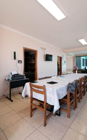 Casa à venda com 280m², 8 quartos e 4 vagasÁrea gourmet