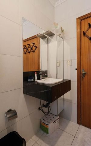 Casa à venda com 280m², 8 quartos e 4 vagasBanheiro 3
