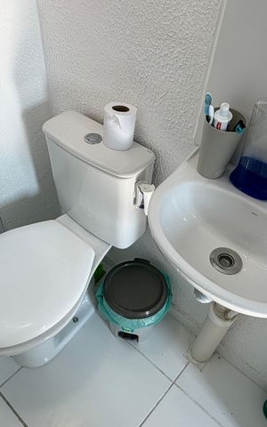 Apartamento à venda com 61m², 2 quartos e sem vaga Apartamento à venda com 61m², 2 quartos e sem vagaBanheiro
