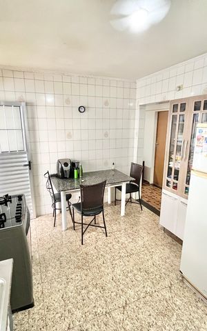 Apartamento à venda com 155m², 3 quartos e 1 vaga Apartamento à venda com 155m², 3 quartos e 1 vagaCozinha