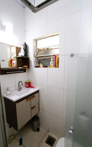 Casa à venda com 150m², 5 quartos e 2 vagasBanheiro Social