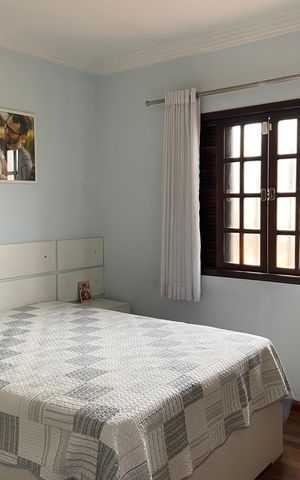 Casa à venda com 278m², 3 quartos e 8 vagas Casa à venda com 278m², 3 quartos e 8 vagasQuarto 1