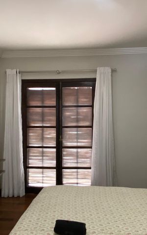 Casa à venda com 278m², 3 quartos e 8 vagas Casa à venda com 278m², 3 quartos e 8 vagasSuíte