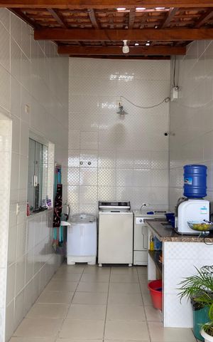 Casa à venda com 278m², 3 quartos e 8 vagas Casa à venda com 278m², 3 quartos e 8 vagasÁrea de Serviço