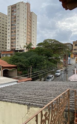 Casa à venda com 278m², 3 quartos e 8 vagas Casa à venda com 278m², 3 quartos e 8 vagasSuíte - Varanda