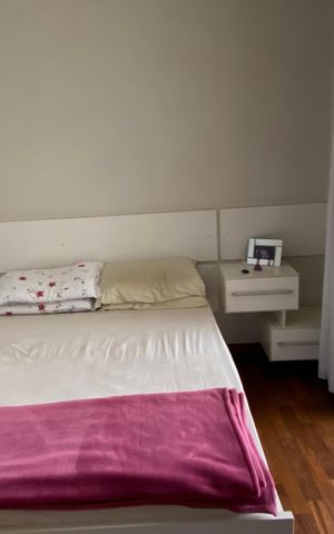 Casa à venda com 278m², 3 quartos e 8 vagas Casa à venda com 278m², 3 quartos e 8 vagas Quarto 2