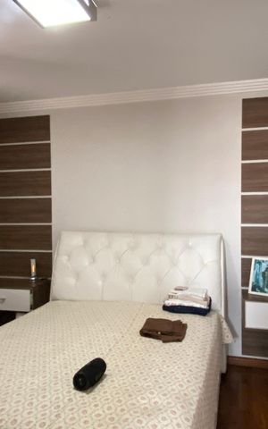 Casa à venda com 278m², 3 quartos e 8 vagas Casa à venda com 278m², 3 quartos e 8 vagasSuíte