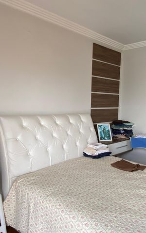 Casa à venda com 278m², 3 quartos e 8 vagas Casa à venda com 278m², 3 quartos e 8 vagasSuíte