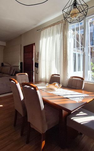 Casa à venda com 240m², 3 quartos e 1 vaga Casa à venda com 240m², 3 quartos e 1 vagaSala 1