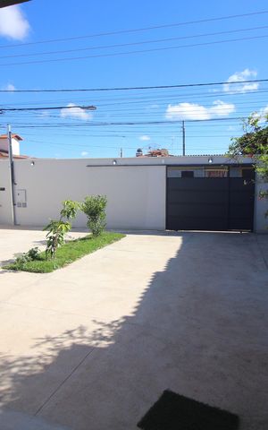 Casa à venda com 100m², 2 quartos e 6 vagasQuintal