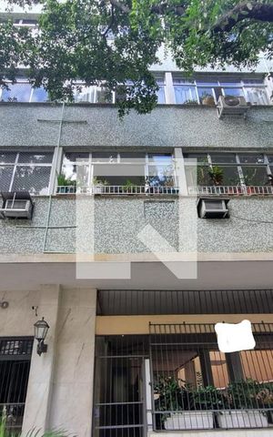 Apartamento à venda com 140m², 4 quartos e 1 vaga Apartamento à venda com 140m², 4 quartos e 1 vagaFachada