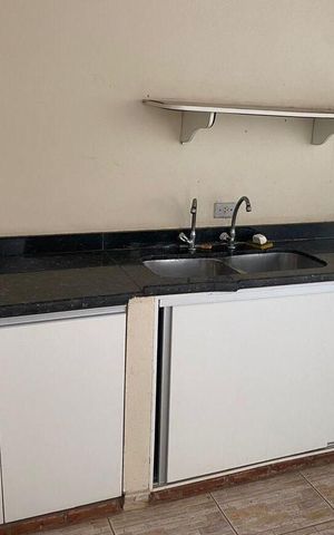 Casa para alugar com 68m², 2 quartos e 2 vagas Casa para alugar com 68m², 2 quartos e 2 vagasCozinha