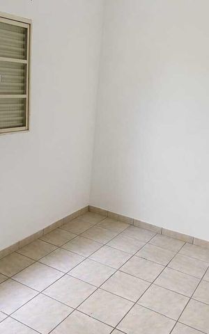 Casa para alugar com 68m², 2 quartos e 2 vagas Casa para alugar com 68m², 2 quartos e 2 vagasQuarto