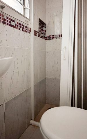 Studio para alugar com 45m², 2 quartos e sem vaga Studio para alugar com 45m², 2 quartos e sem vagaBanheiro Social