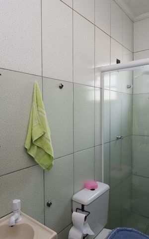 Casa à venda com 125m², 5 quartos e 2 vagasBanheiro 3 casa 2
