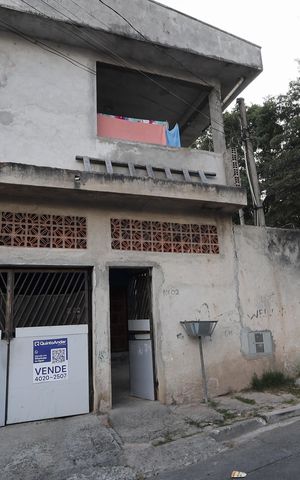 Casa à venda com 125m², 5 quartos e 2 vagasFachada / Placa 
