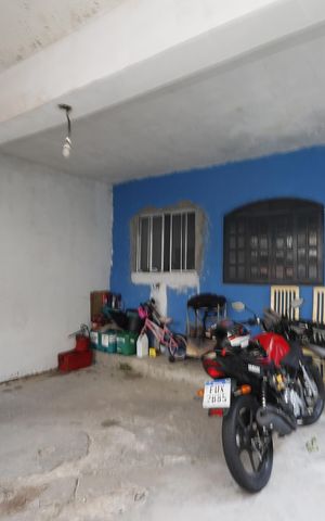 Casa à venda com 125m², 5 quartos e 2 vagasGaragem