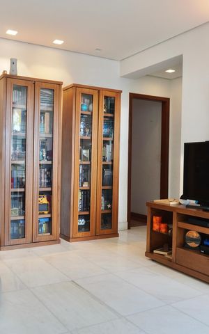 Apartamento para alugar com 240m², 3 quartos e 3 vagas Apartamento para alugar com 240m², 3 quartos e 3 vagasSala 1