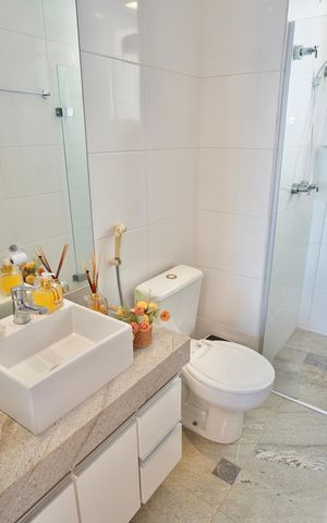 Apartamento para alugar com 240m², 3 quartos e 3 vagas Apartamento para alugar com 240m², 3 quartos e 3 vagasBanheiro Social 2