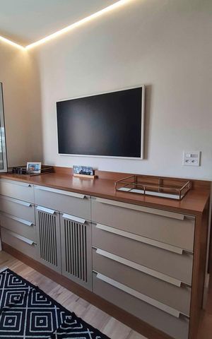 Apartamento à venda com 140m², 3 quartos e 2 vagas Apartamento à venda com 140m², 3 quartos e 2 vagasSuíte 1
