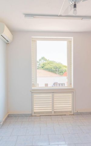 Casa à venda com 286m², 3 quartos e 4 vagas Casa à venda com 286m², 3 quartos e 4 vagasQuarto 2