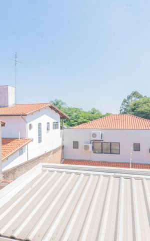 Casa à venda com 286m², 3 quartos e 4 vagas Casa à venda com 286m², 3 quartos e 4 vagasVista do Quarto 2
