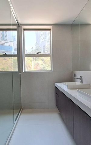 Apartamento à venda com 208m², 4 quartos e 4 vagas