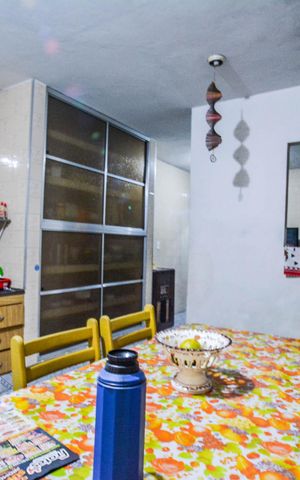Casa à venda com 127m², 4 quartos e 2 vagas Casa à venda com 127m², 4 quartos e 2 vagasCozinha 1