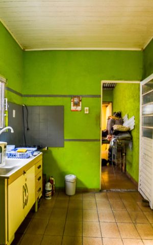 Casa à venda com 127m², 4 quartos e 2 vagas Casa à venda com 127m², 4 quartos e 2 vagasCozinha 2
