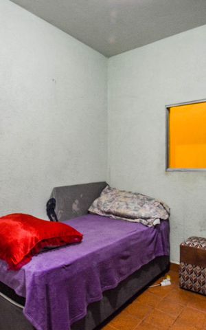 Casa à venda com 127m², 4 quartos e 2 vagas Casa à venda com 127m², 4 quartos e 2 vagasQuarto 2